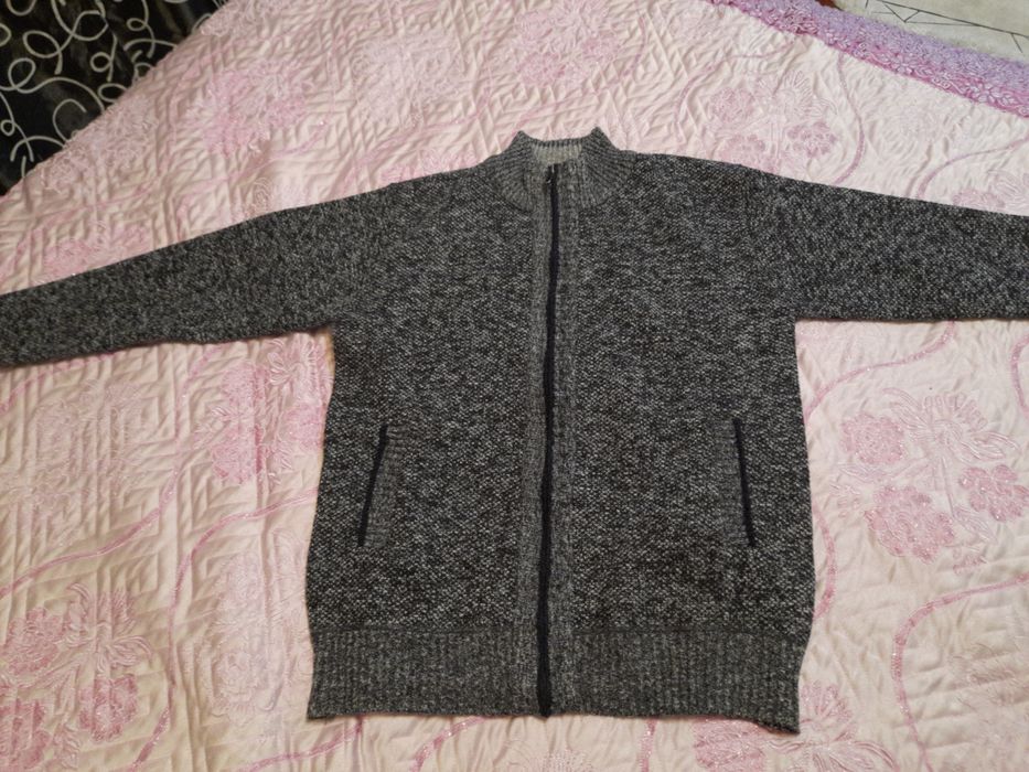 Продам мужской кардиган