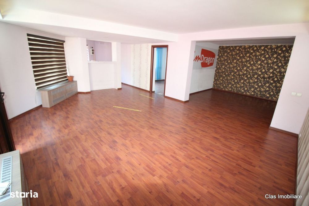 Casa de locuit, pretabila Spatiu Comercial !!