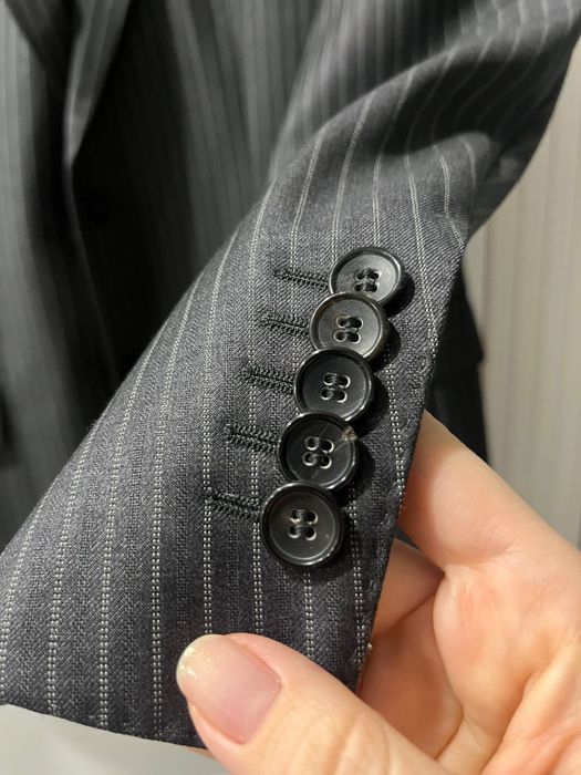 Костюм Hugo Boss размер IT48