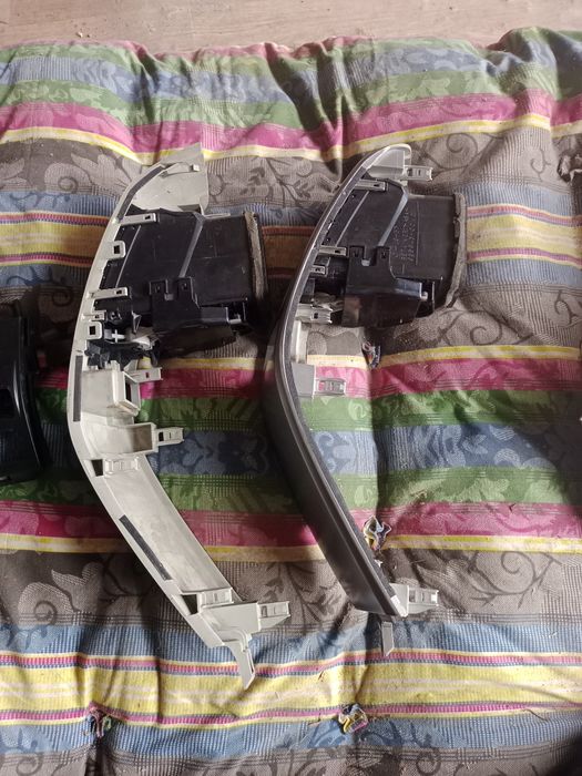 Дефлектор Прадо 120