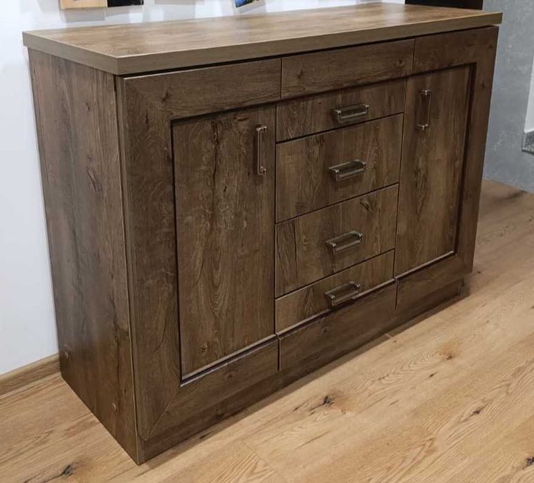Vand mobilier de hol si living