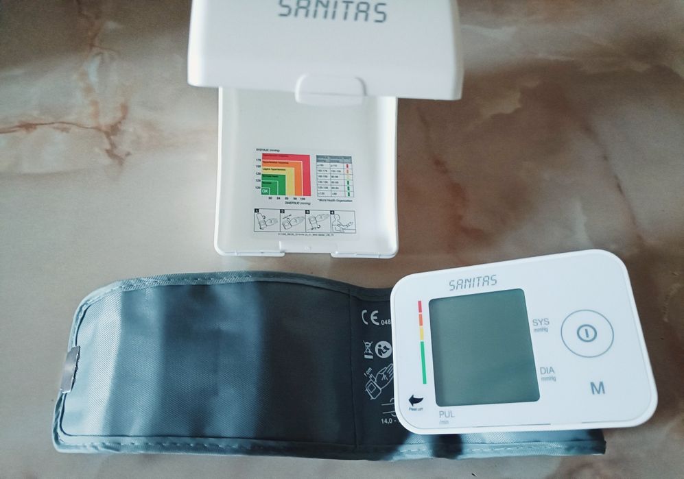 Tensiometru digital de încheietură Sanitas SBC 26, memorie 2 users