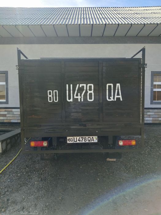 УАЗ бортовой 3303