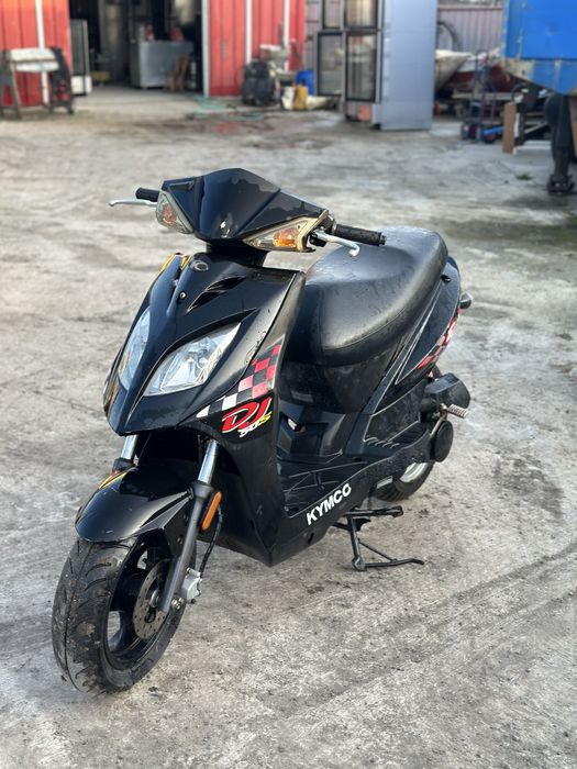 Скутер kymco dj50s