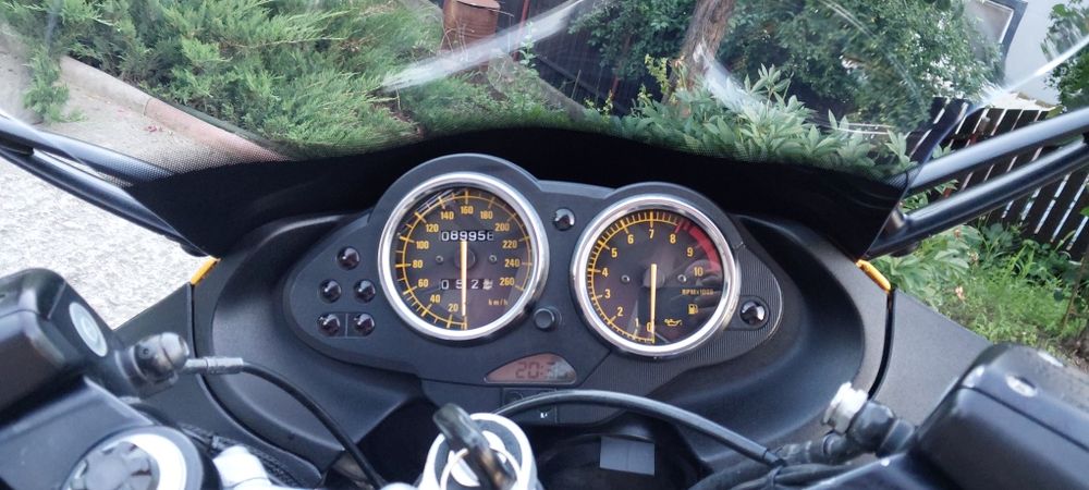 BMW  R1100S 2004