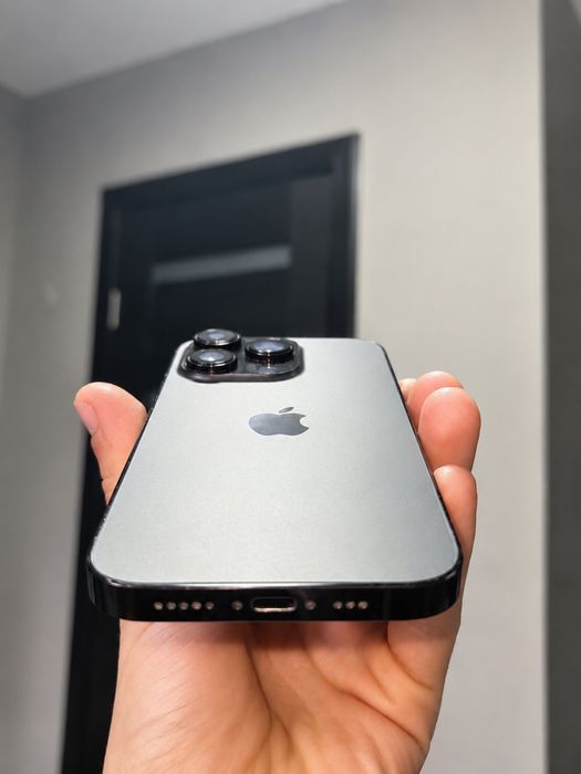 iPhone 14 Pro 128 GB în stare foarte bună