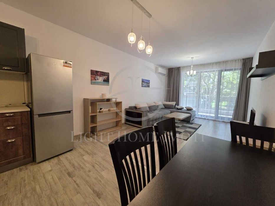 Продава се Тристаен апартамент в Пловдив, Христо Смирненски - 126 кв.м за 1739 €/кв.м - Снимка #2