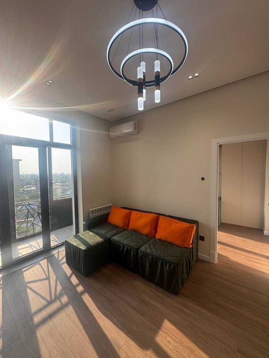 Minor-River yangi uy-turar joy majmuasida 3-xonali xonadon sotiladi!