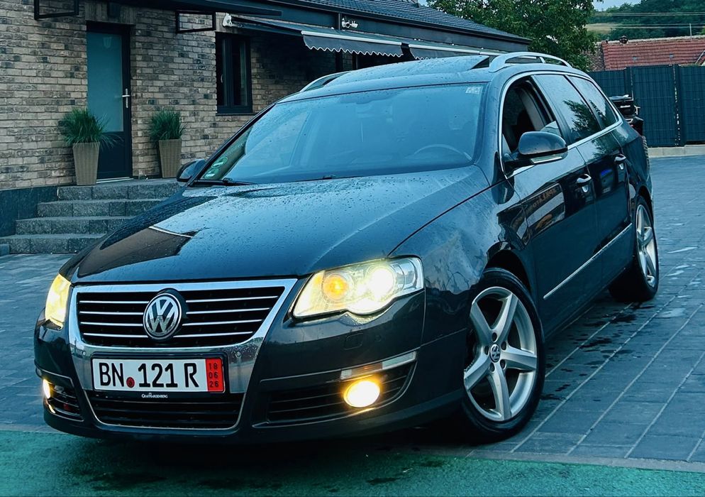VOLKSWAGEN Passat