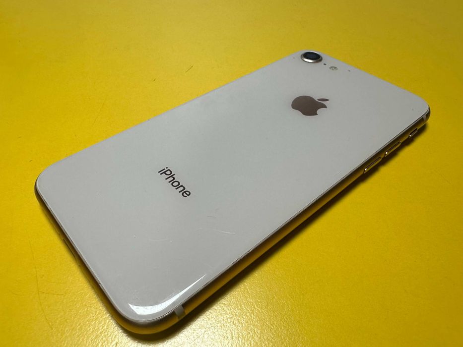 Apple iPhone 8 64G Gold