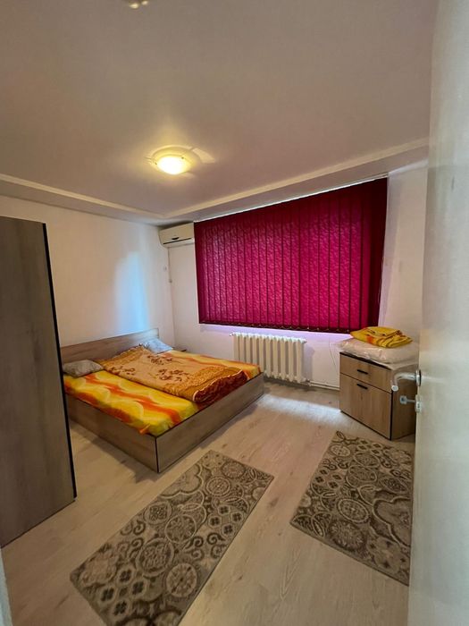 Inchiriez apartament 65 mp bloc turn Marchian 2 camere , complet mb ut