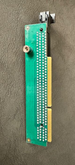 PCI-E x16 Riser адаптер за Lenovo Tiny M720Q M920Q M920X P330 01AJ940