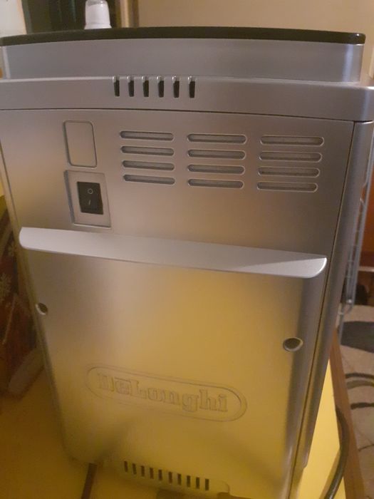 Aparat de cafea Delonghi,în stare excelenta!