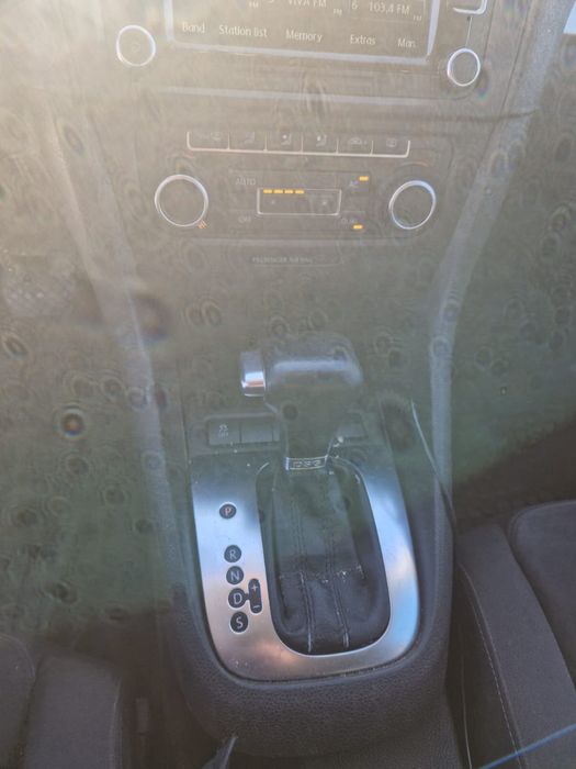 Vând volkswagen golf 6