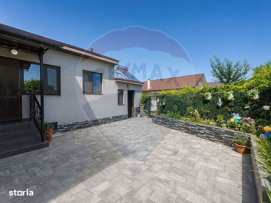 Casa Vila cu 5 camere individuala de vanzare Corbu Constanta