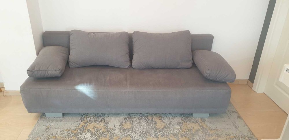 Vand canapea extensibila mobexpert 990 ron negociabila. Cumparata cu 2196ron. DE RECUPERAT IN CONSTANTA.
