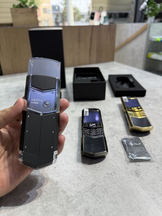 Vertu Slider новый пачка