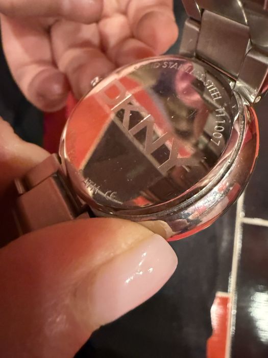 Ceas DKNY de dama argintie