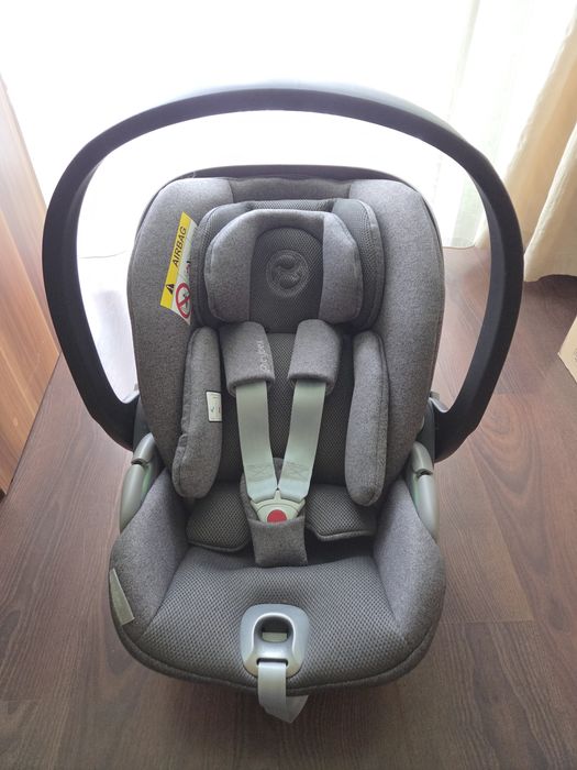 Vând scoică cloud T i-size cybex platinum 0 - 24  luni