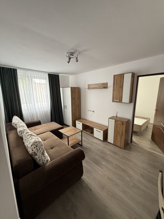Apartament de inchiriat