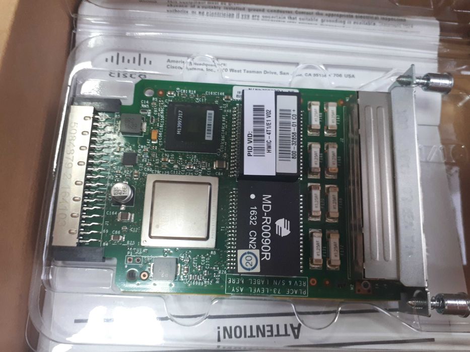 Модуль Cisco HWIC-4T1/E1