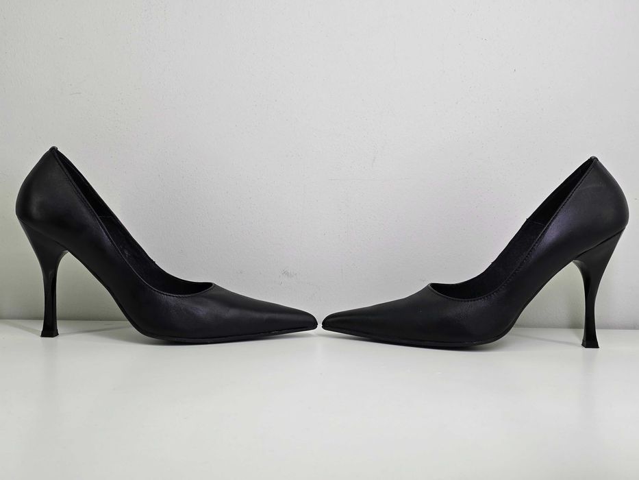 Черни обувки на ток - Естествена кожа