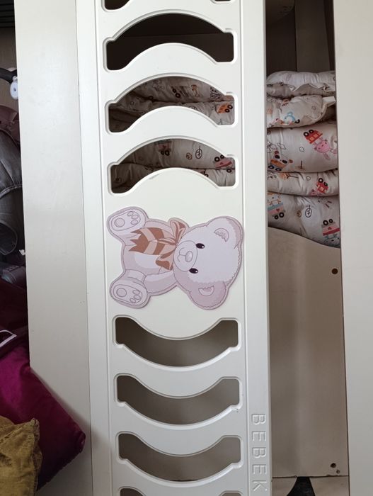 Манеж короват. 4 5 ёшгача ётса бу́лади.