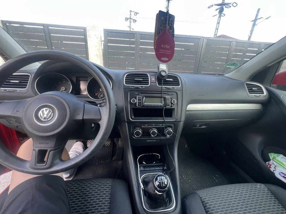 VOLKSWAGEN Golf 2010 — imagine 3