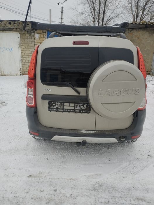 Lada Largus Cross 2019