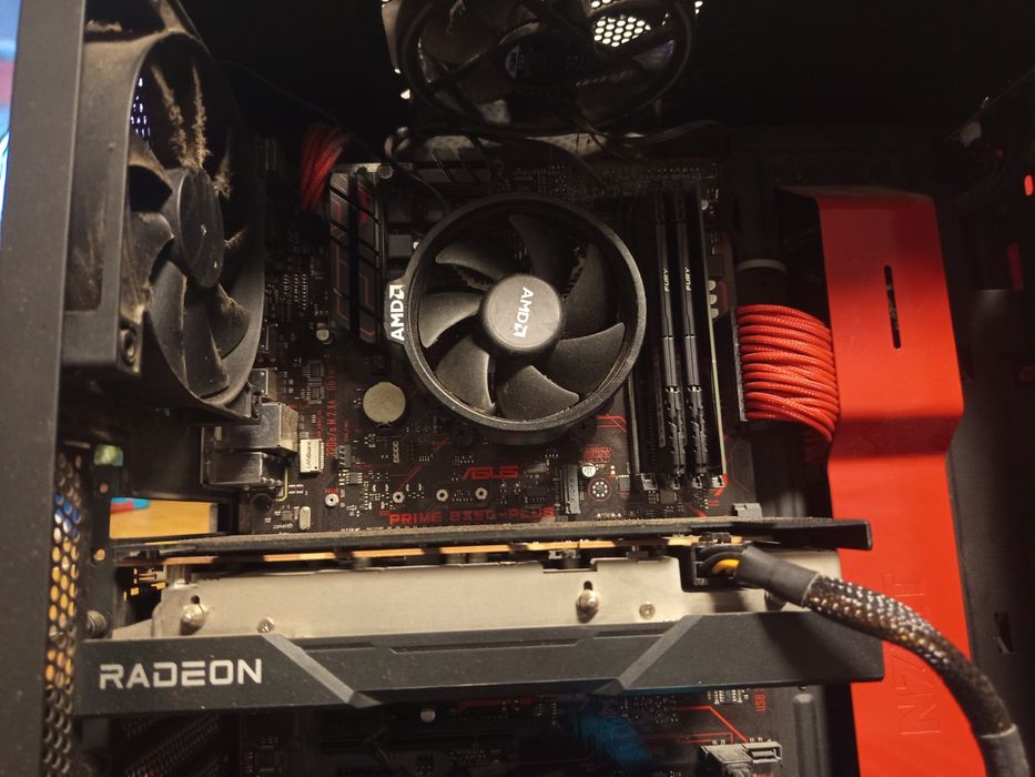 Геймърски компютър – RX 6600 8GB + Ryzen 5 1400 + 24 GB RAM + SSD