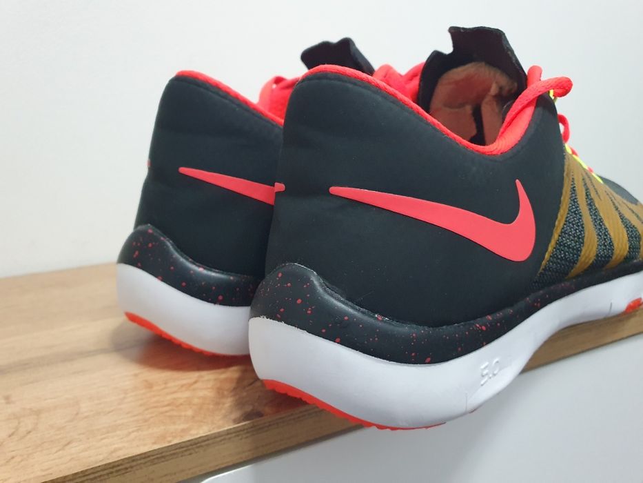 Маратонки Nike iD Free 5.0 TR Flywire