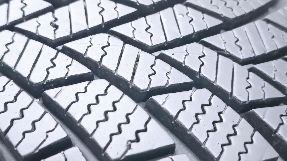 205/55/16 Nexen дот 2823