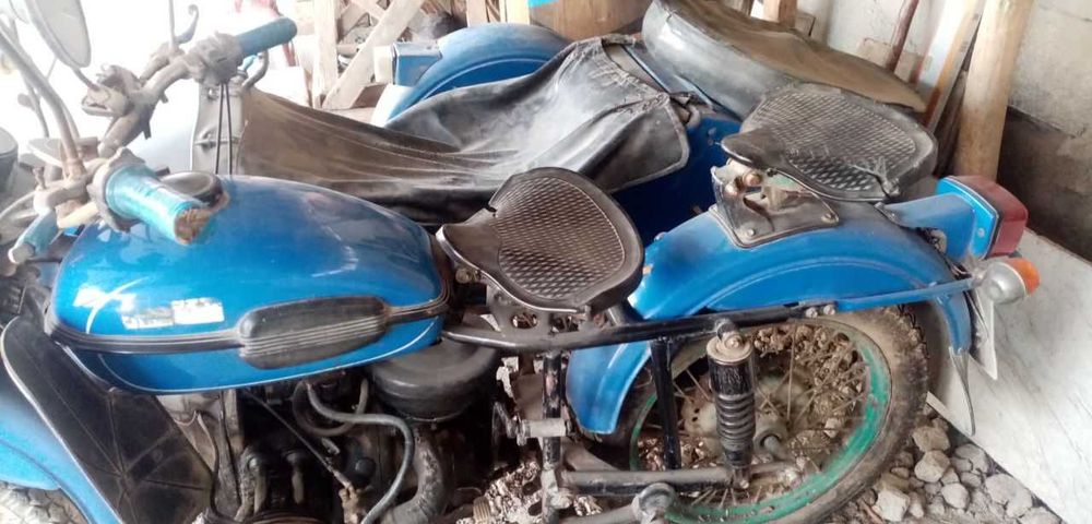 Ural Motosikili sotiladi