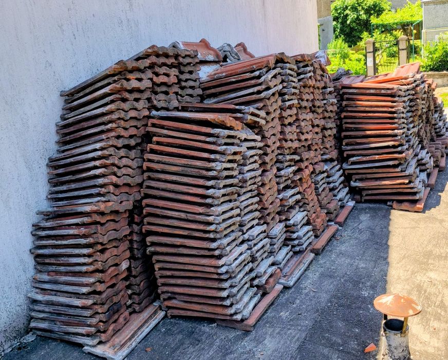 Продавам двуканални цигли и капаци