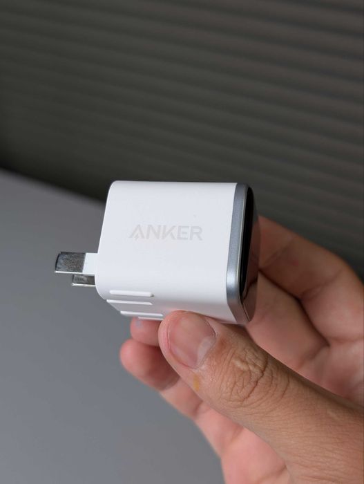 Anker 45W Display charger