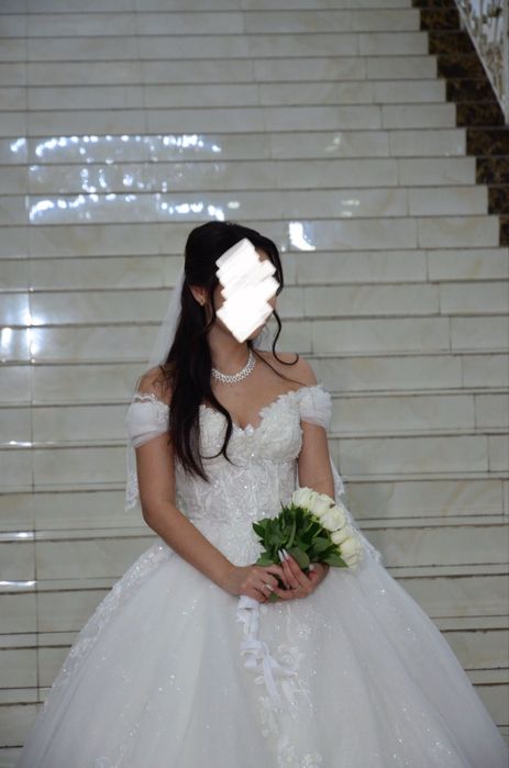 Свадебное платье с фатой