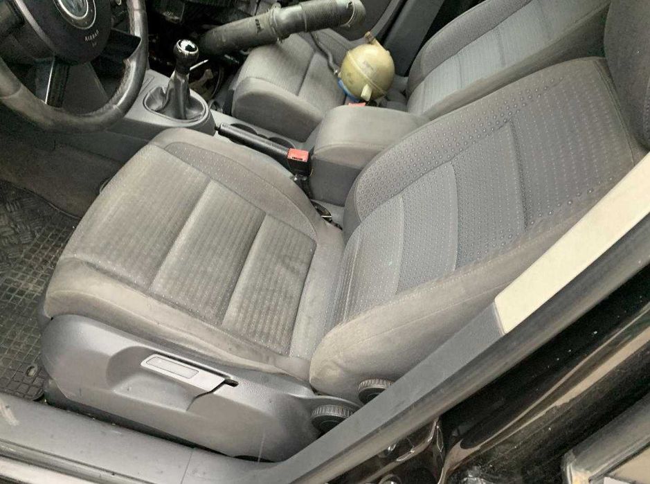 Piese VW Touran 2.0  - azv