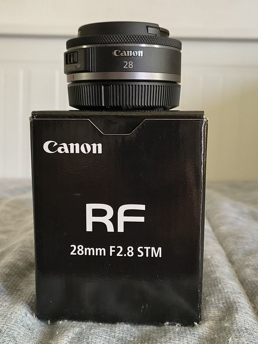 Obiectiv Canon Rf 28mm 2.8