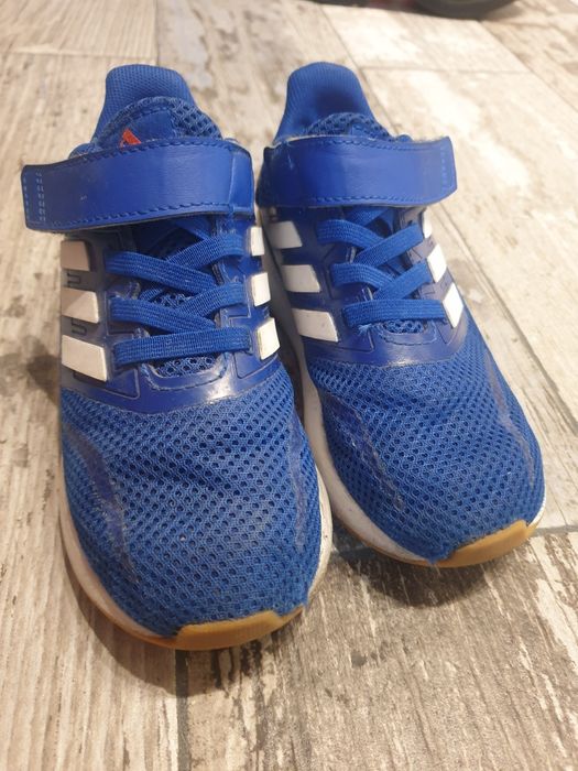 Adidasi Adidas marimea 27-28