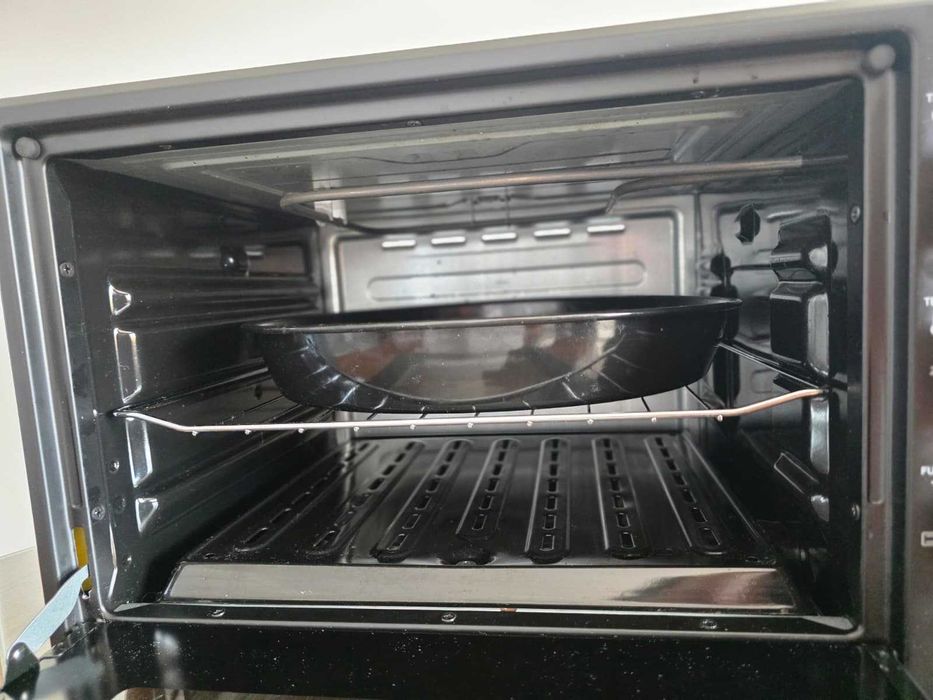 Vand cuptor electric Zilan 1800W