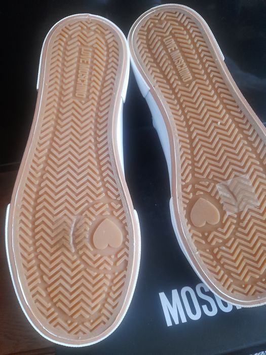 Gheata piele originala,Moschino italia