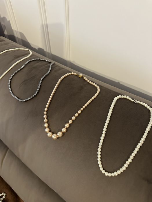 Vand coliere din perle diferite modele