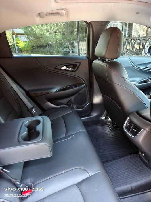 Malibu XL 2025 black
