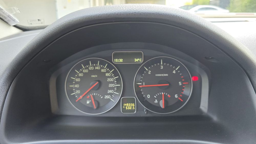 Volvo  C30   2011   1.6  Diesel
