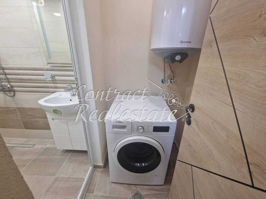 Дава се под наем Двустаен апартамент в Варна, Колхозен пазар - 55 кв.м за 348.84 € - Снимка #3