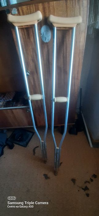 Костыли  хороший состояние