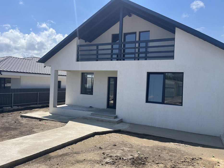 Vand f avantajos casa P+M Șendreni Cartierul Nou de vile!
