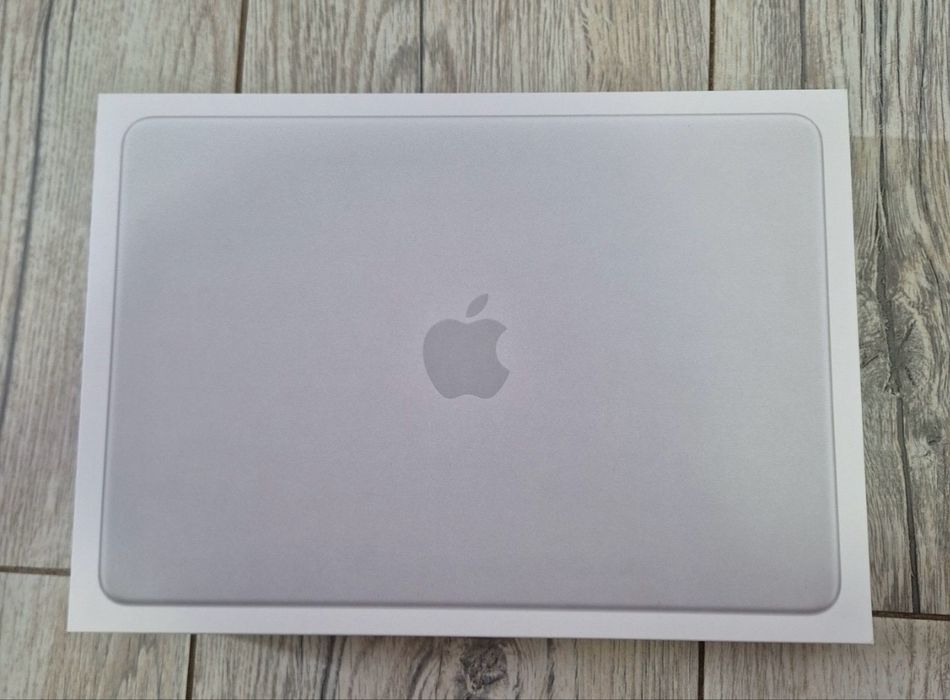 Laptop Macbook Neo 256 gn Nou , Sigilat , Garantie 1 an