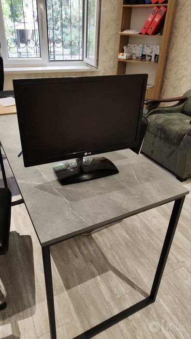 Монитор LG Full HD