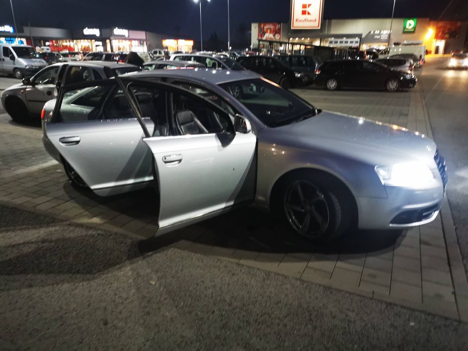 Продаван Ауди А6 C6 2009год.